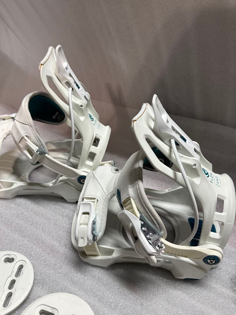 FLOW JUNO M スノーボード ビンディング ホワイト