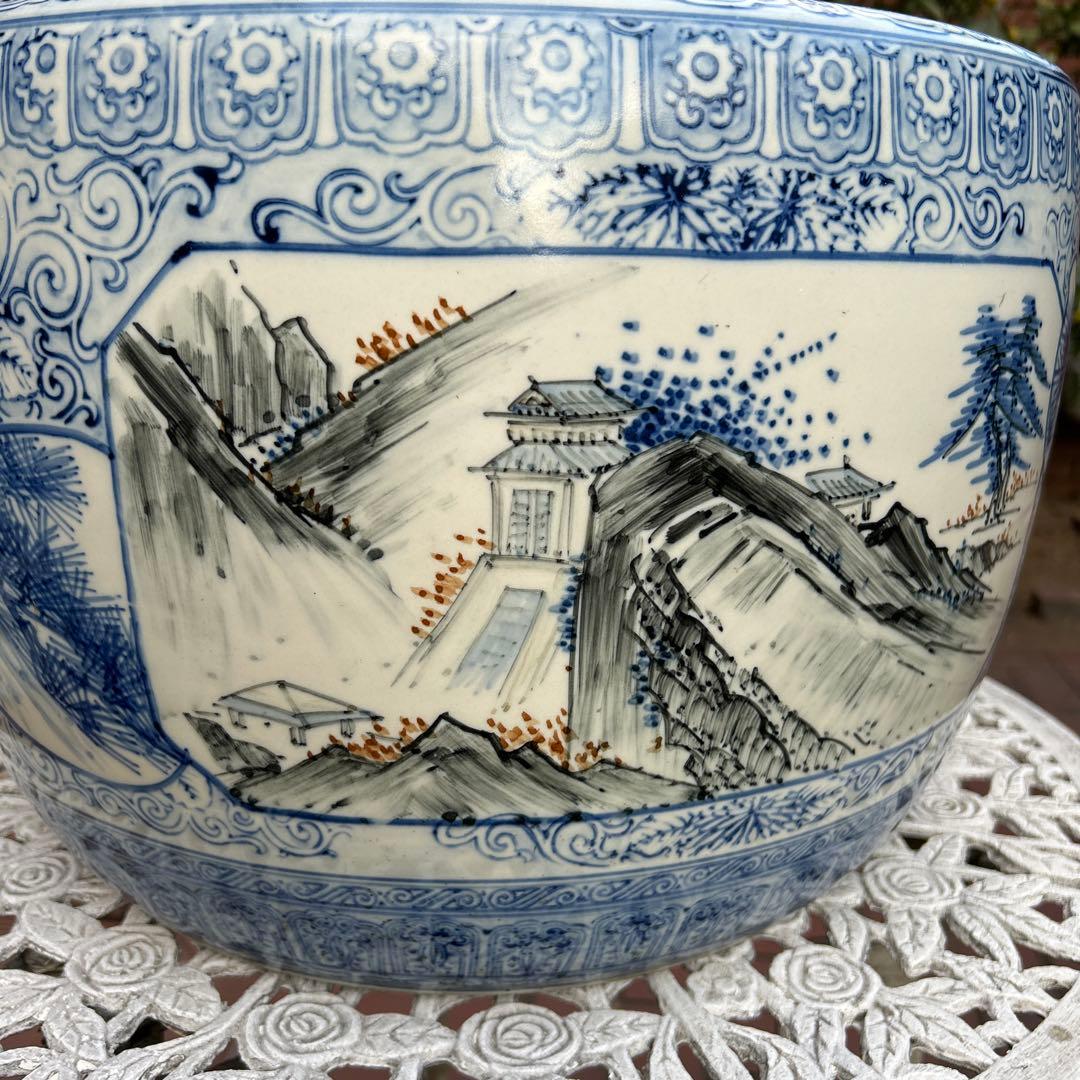 中国骨董50年旧蔵【染付手絵龍、松、山水紋窓絵大鉢火鉢金魚鉢睡蓮鉢水槽に兼用 】