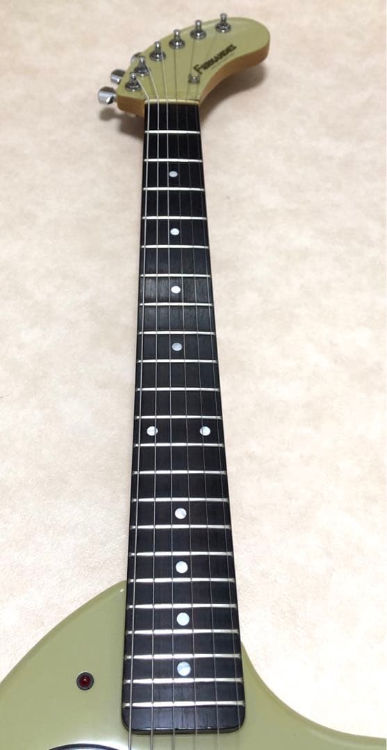 【超美品】ZO-3 グレー アンプ内蔵ミニギター 専用ケース付 ぞーさん