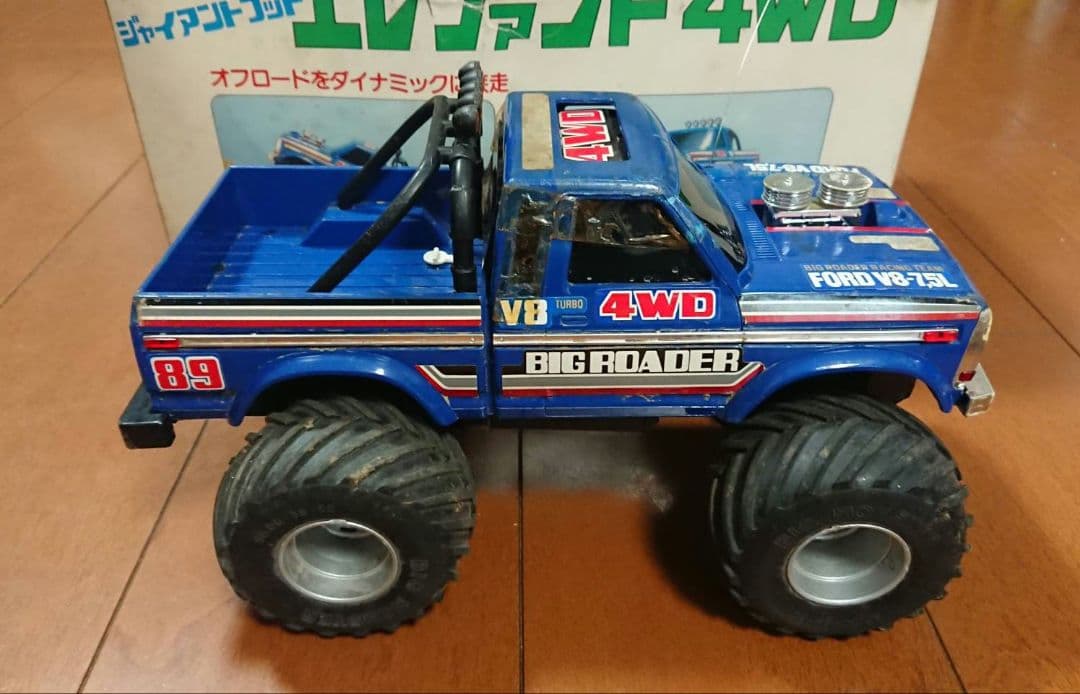 エレファント　4WD ラジコン