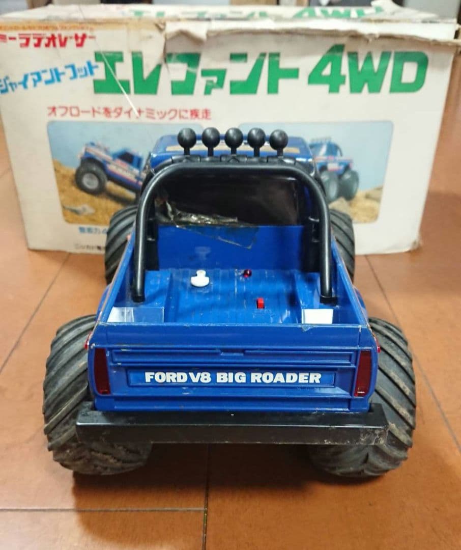 エレファント　4WD ラジコン