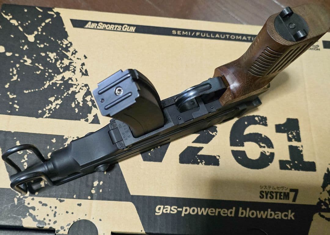 KSC Vz61 スコーピオン ウォールナット 木製グリップ システム7 HW