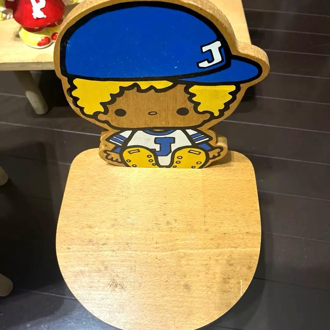 サンリオレトロ パティ&ジミー 木製 チェアー テーブル 貯金箱