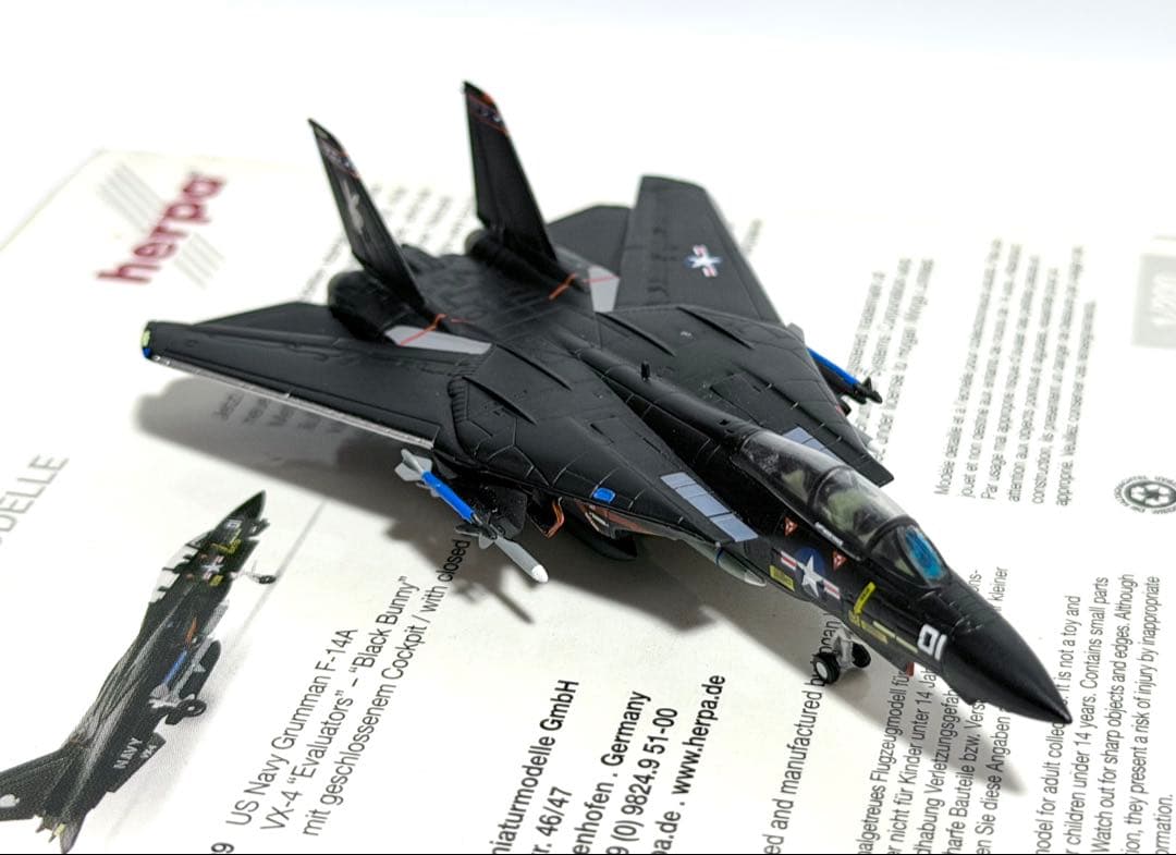 herpa 1/200 F-14A US Navy VX-4 ブラックバニー