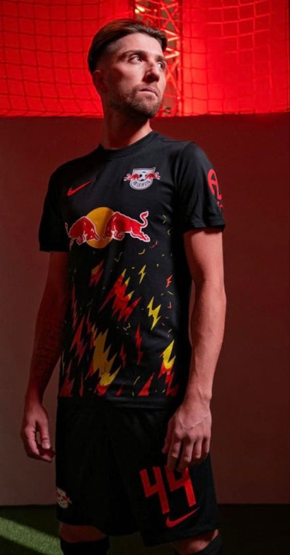 【国内未発売】RBライプツィヒ 23-24 4thユニフォーム