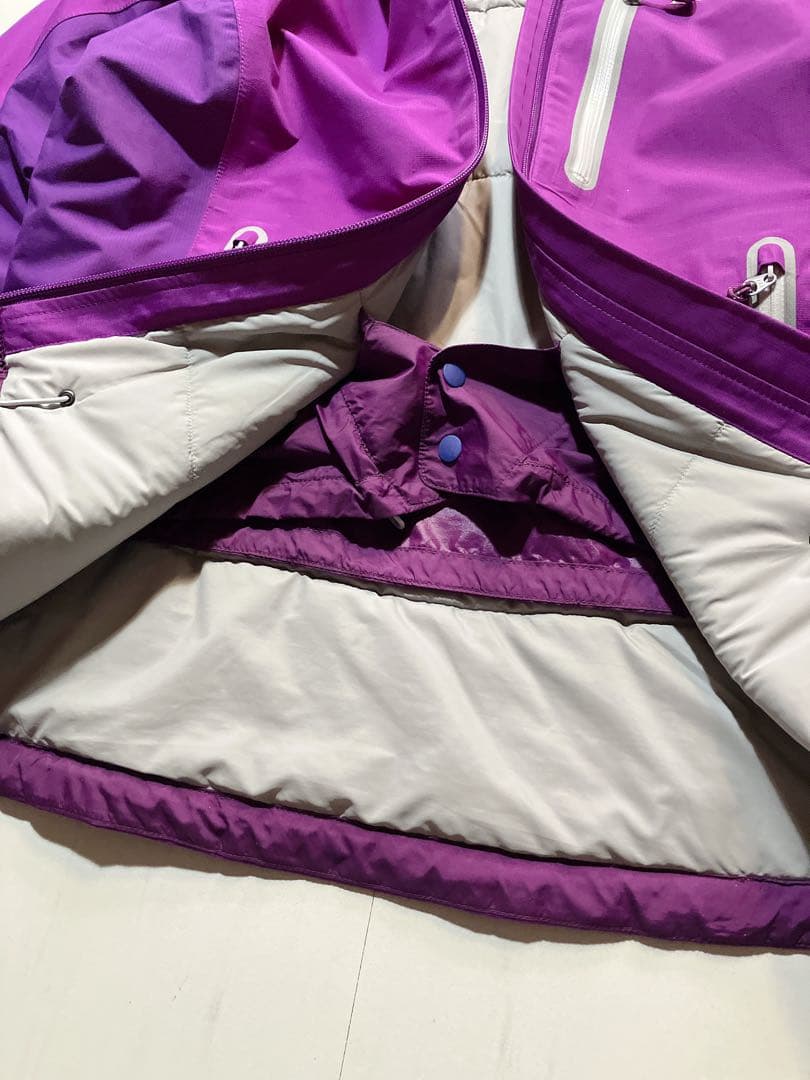 【未使用品】mont-bell パウダーライトパーカ　レディースＬ　パープル