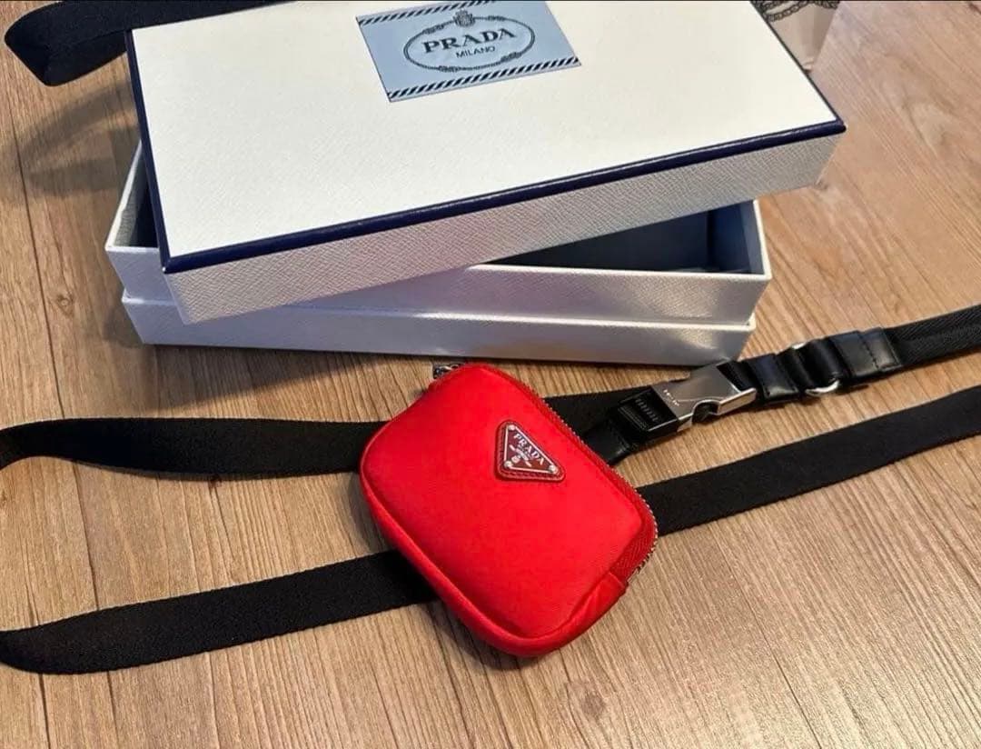 プラダ ペットリード 2YG008 レッド ナイロン 新品 未使用品 正規品