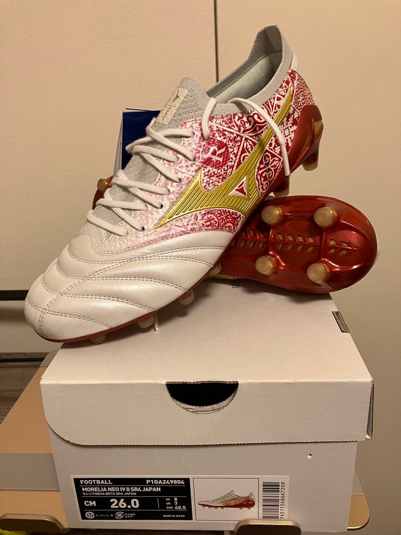 ミズノ　サッカースパイク　モレリアネオ4 セルヒオ・ラモス 26.0