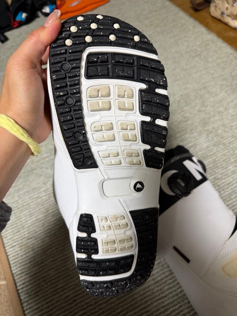 Burtonスノーボードシューズ 男子用