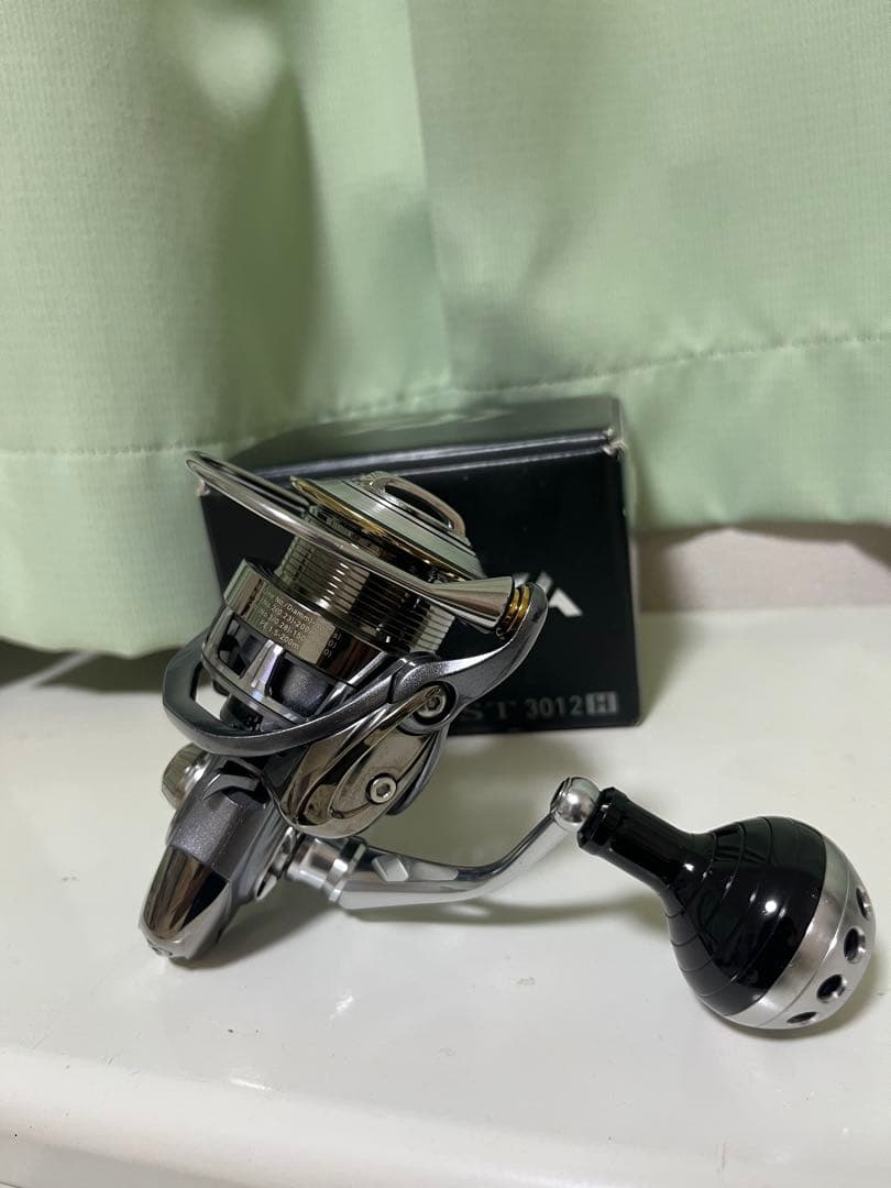 リール DAIWA 12EXIST 3012H