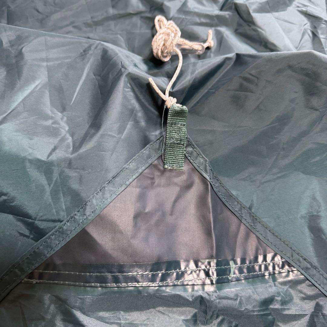 美品モンベル現行モデル　ミニタープ　ダークグリーン　ポール付