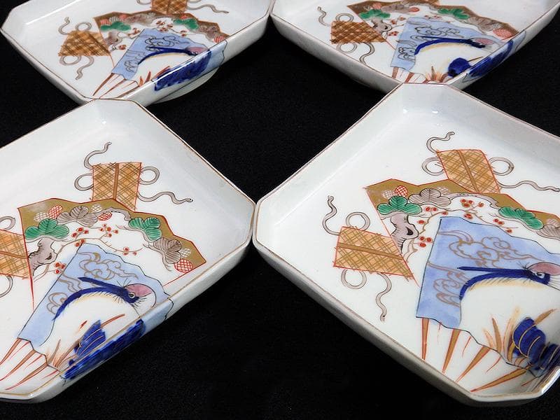 古伊万里　染錦　松に丹頂鶴の図　角皿　４枚　D827AS-BJn