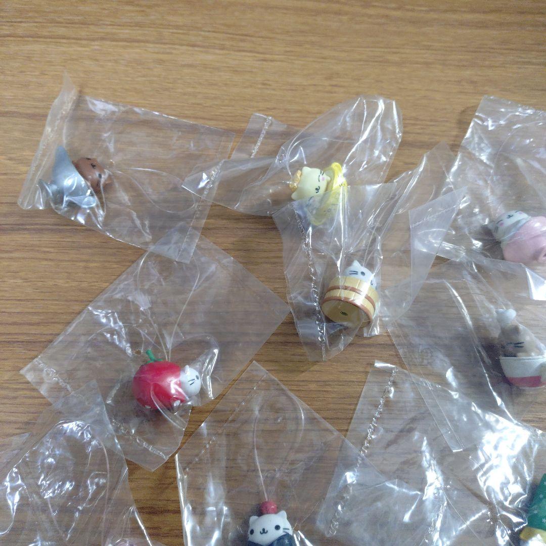 未開封　にゃんにゃんにゃんこ　ストラップ　32個セット