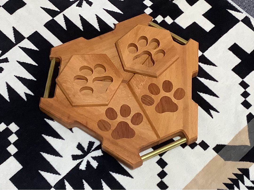 ヘキサゴンテーブル天板三脚テーブル　ヘキサゴン117 肉球柄　アパ材