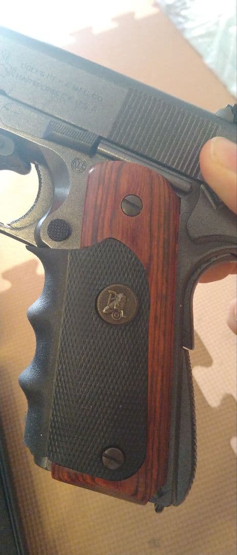 東京マルイ　コルトガバメント M1911 エアコキ18歳以上　カスタム品