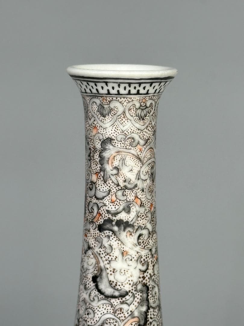 中国美術　 清朝　清時代　大清乾隆年製款　墨彩粉彩龍紋花瓶　華道具　唐物　古物