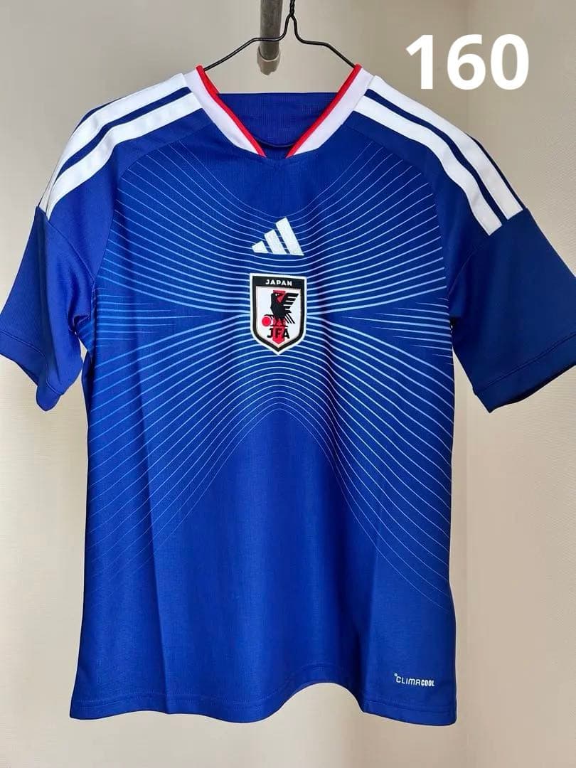 adidas サッカー日本代表 青色シャツ 160cm