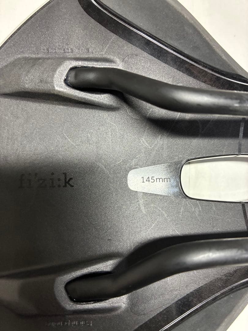 フィジーク ALIANTE TEMPO R5 S-Alloy サドル　145mm