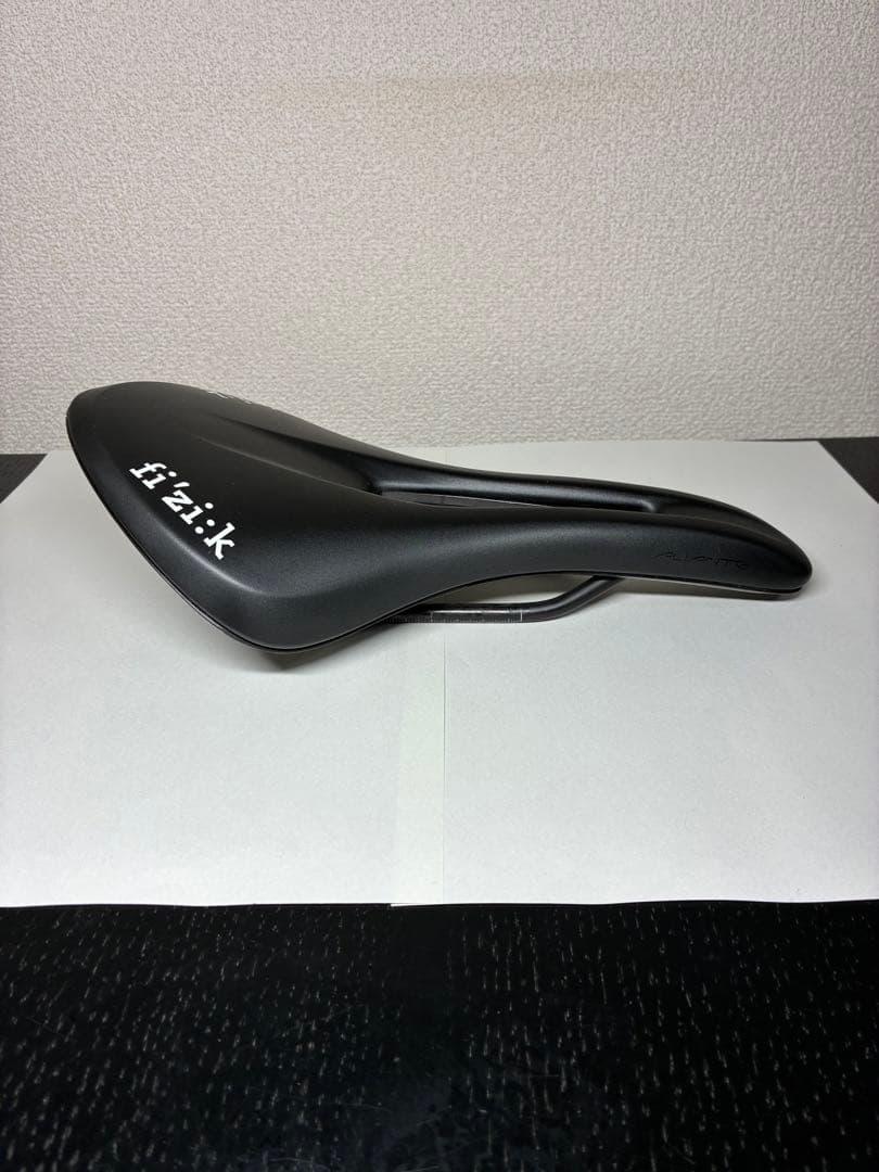 フィジーク ALIANTE TEMPO R5 S-Alloy サドル　145mm