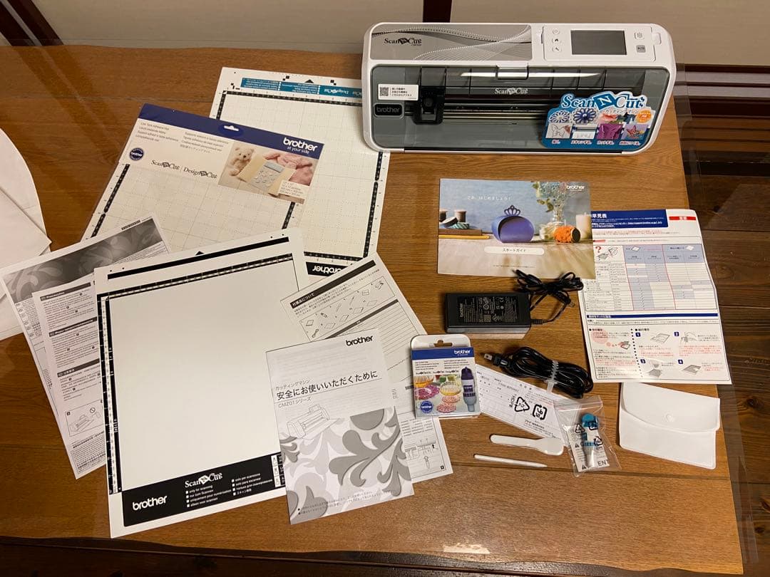 ScanNCutカッティングマシンCMZ01シリーズ　brother