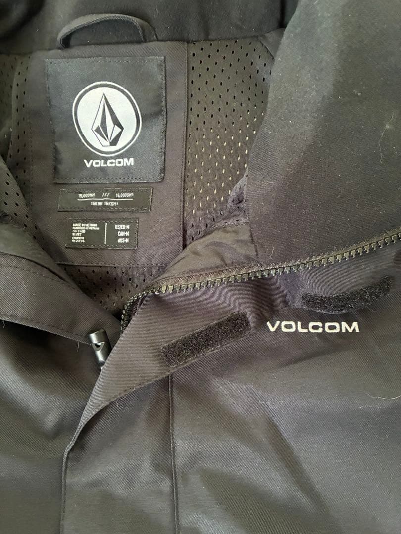 VOLCOMジャケット 試着のみ！新品未使用品