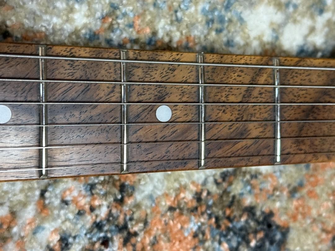 ギター Squier by Fender Hello Kitty Mini Strat