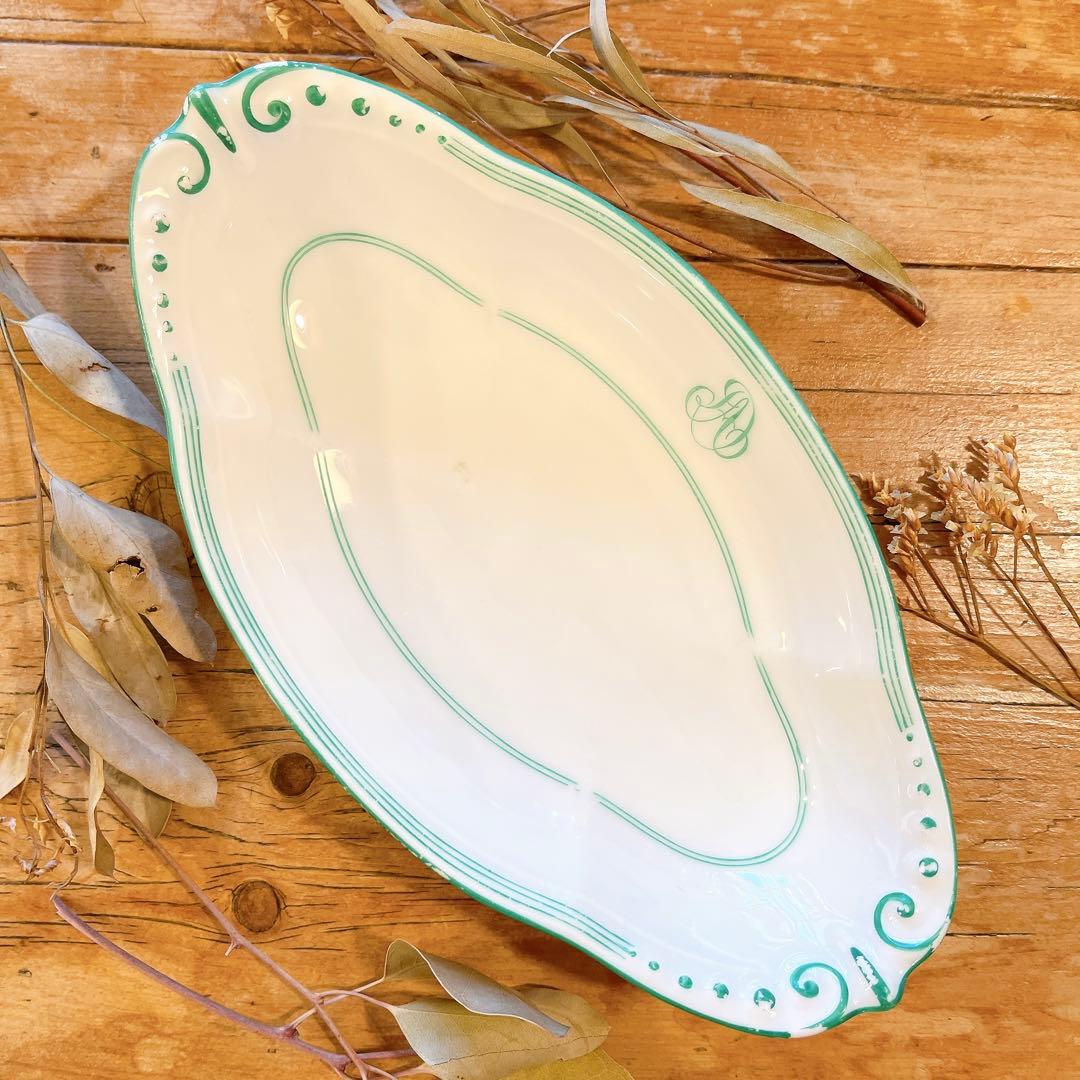B パリ窯　グリーンラインが素敵なラヴィエ