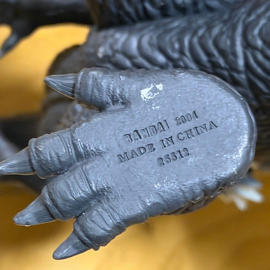 ゴジラフィギュア