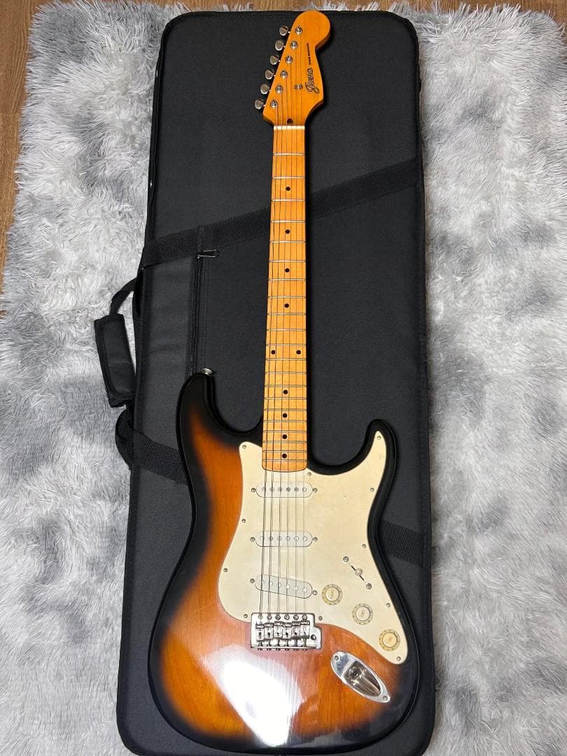 JUNO エレキギター ストラトキャスター