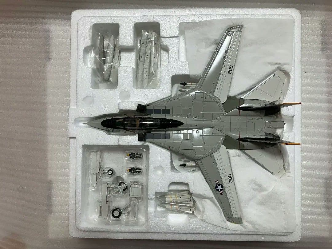 F② 1/72 F-14 TOMCAT\"JollyRogers\" HA5203