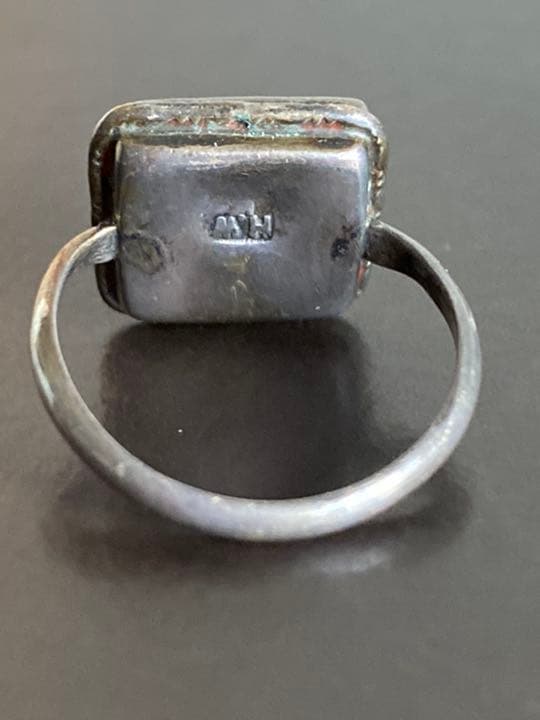 蝶々の羽根リング　骨董品