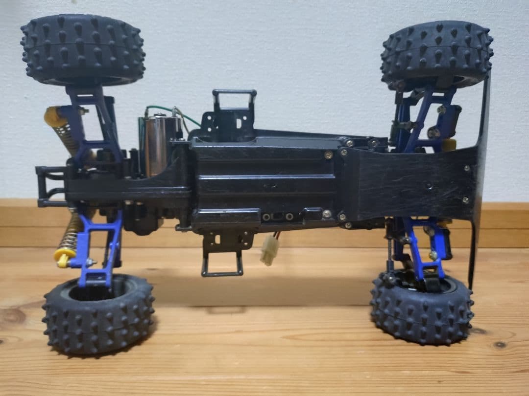 期間限定値下げ　タミヤ　サンダーショット　サーボ　アンプ　受信機　セット