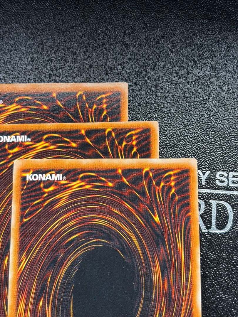 遊戯王　コレクション　トゥーン　ダークネクロフィア　レリーフ　美品　まとめ売り