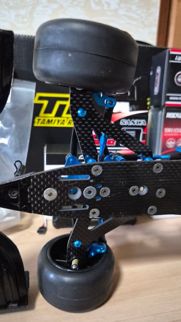 やーさん専用　タミヤ TRF104 オプション多数　M17セット