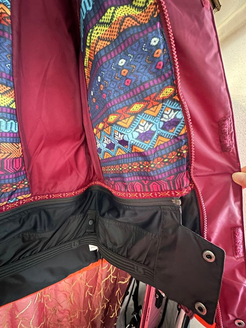 バートン レディース スノーボードジャケット 新品未使用