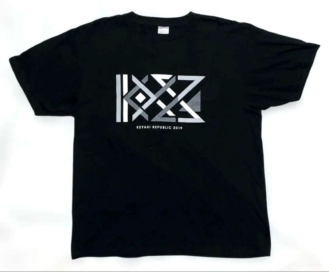 新品、未使用)欅坂46 欅共和国2019の未開封スタッフTシャツ