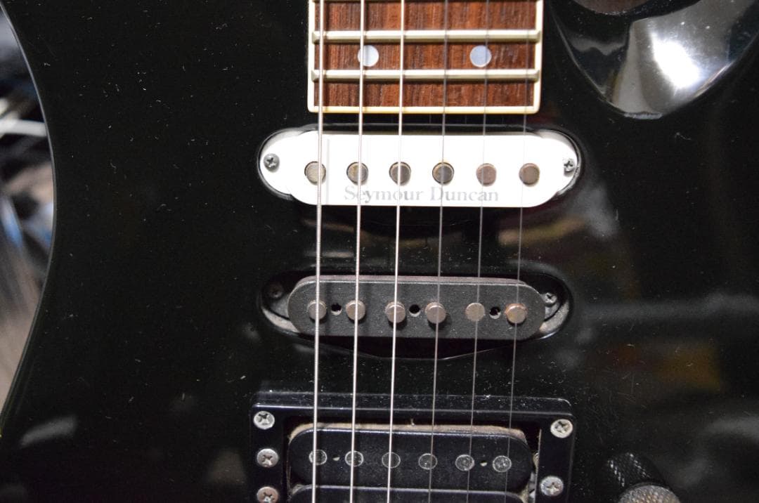 YAMAHA　RGX612D　フロントはダンカン？　故障品扱いです