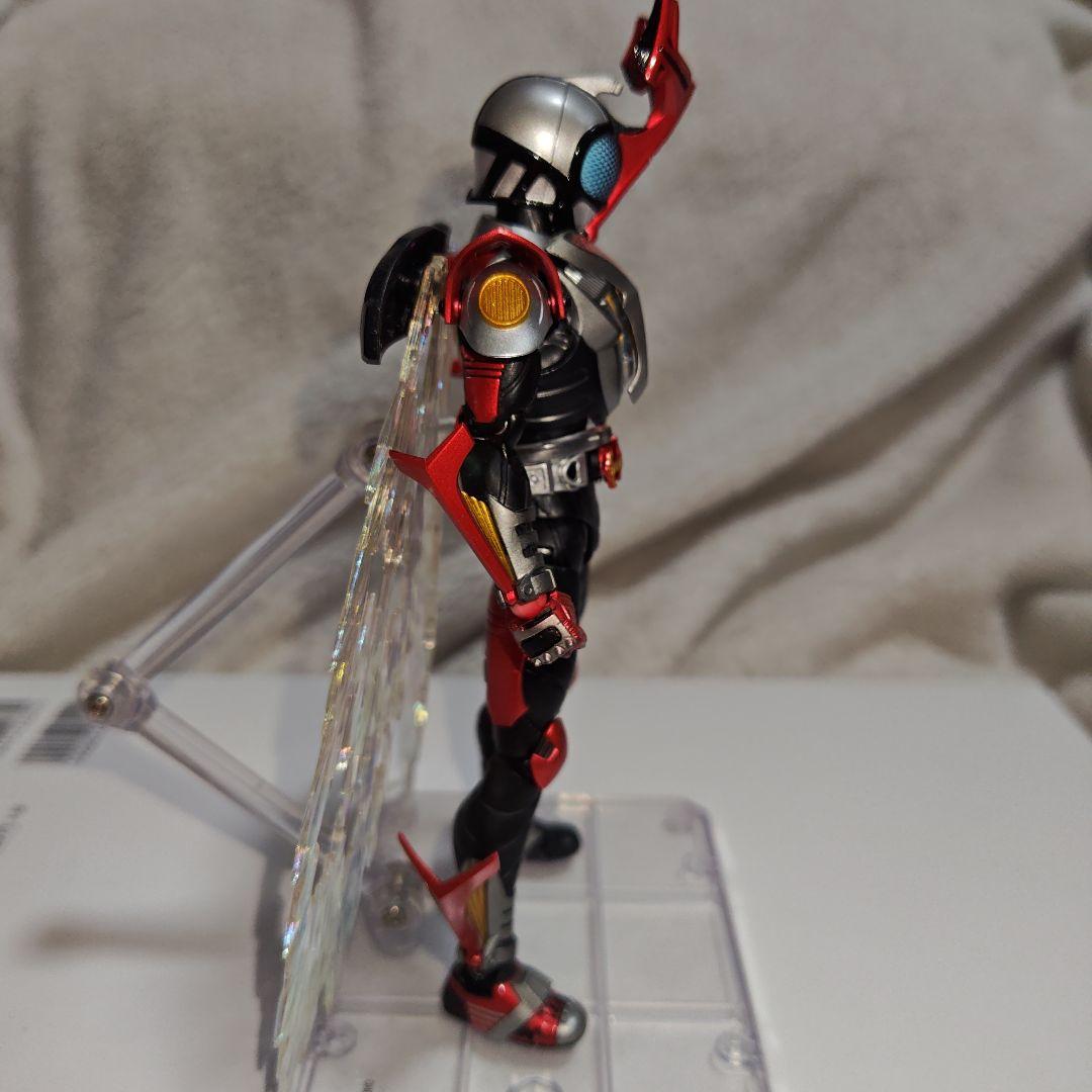 さ*が様 箱無し　真骨彫製法仮面ライダーカブト　ハイパーフォーム+おまけ