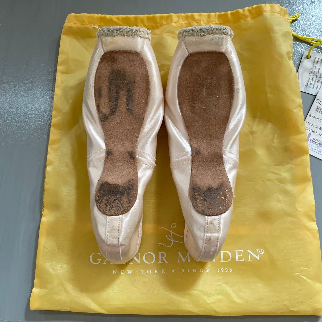 トゥシューズ　ゲイナーミンデン　ヨーロッパ製　8M エクストラ