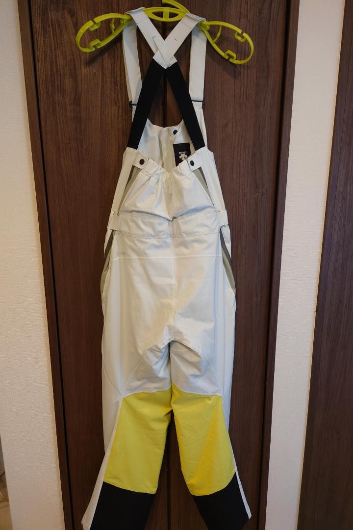 スキー用ジャケットとオーバーオールセット