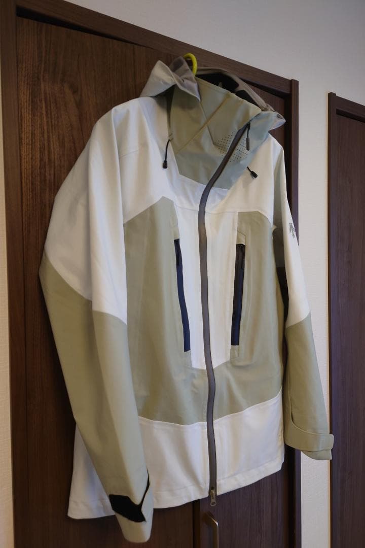 スキー用ジャケットとオーバーオールセット