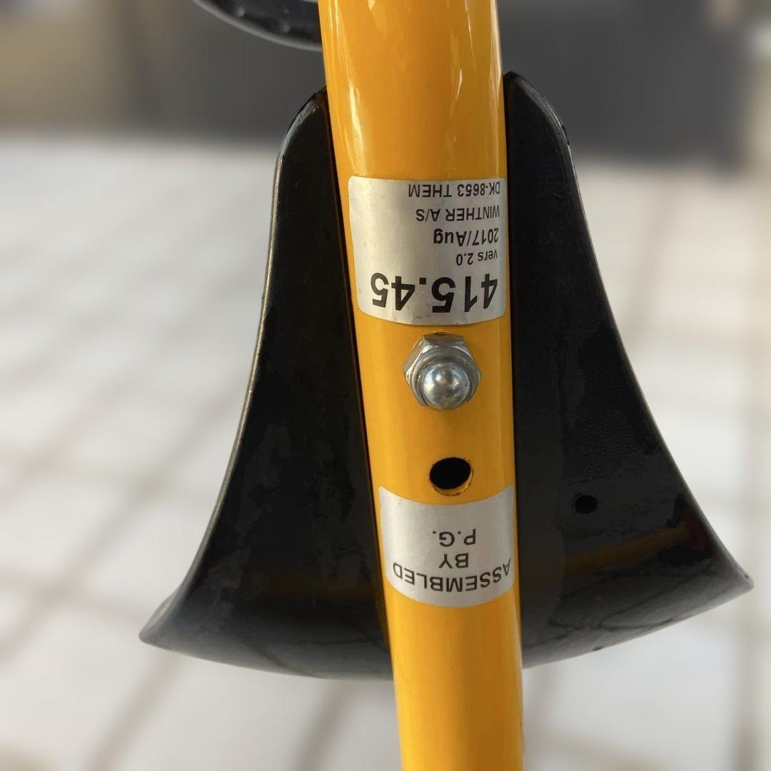 BorneLundボーネルンド　ペリカンデザイン三輪車