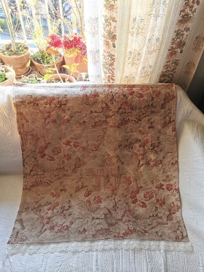 アンティークフランス トワルドジュイ 家と薔薇チューリップ ボビンレースカーテン