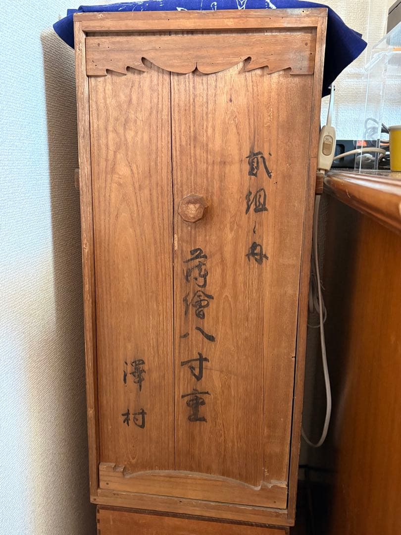 黒塗木地 内朱 時代 花蝶蒔絵 五段重箱 共箱 骨董品 漆器 漆芸 牡丹 揚羽