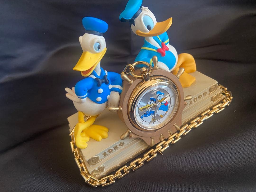 限定品 ディズニー ドナルドダック 65周年 懐中時計 スタチューセット