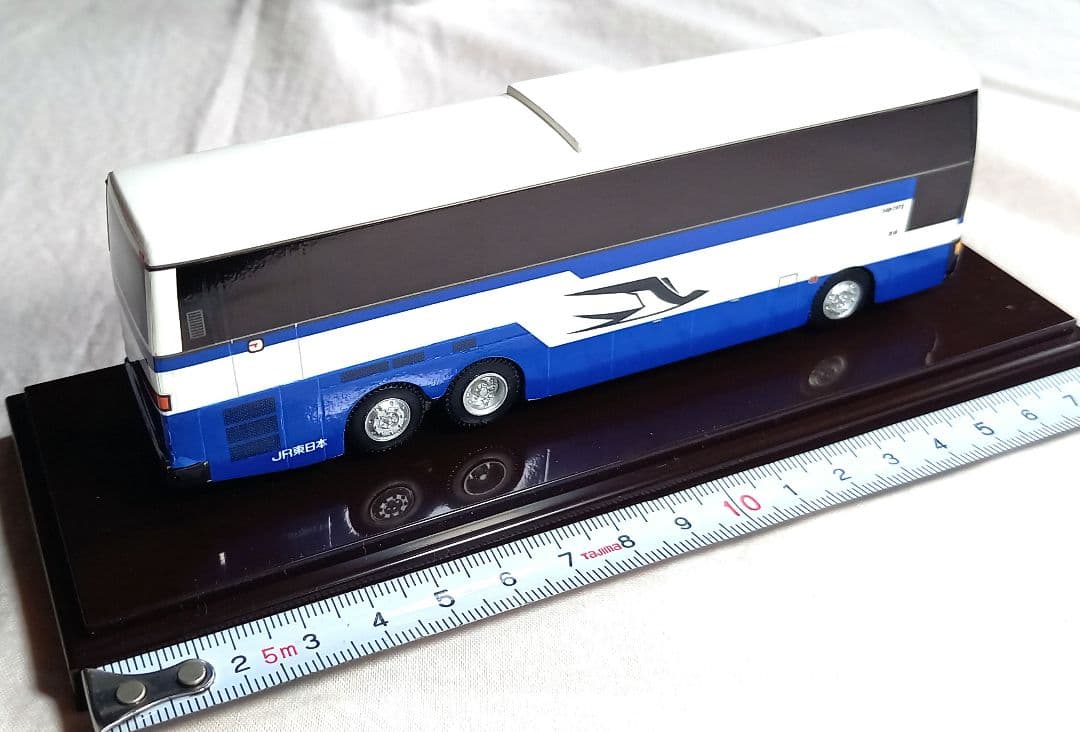 JRバス東北　日産UD3軸車