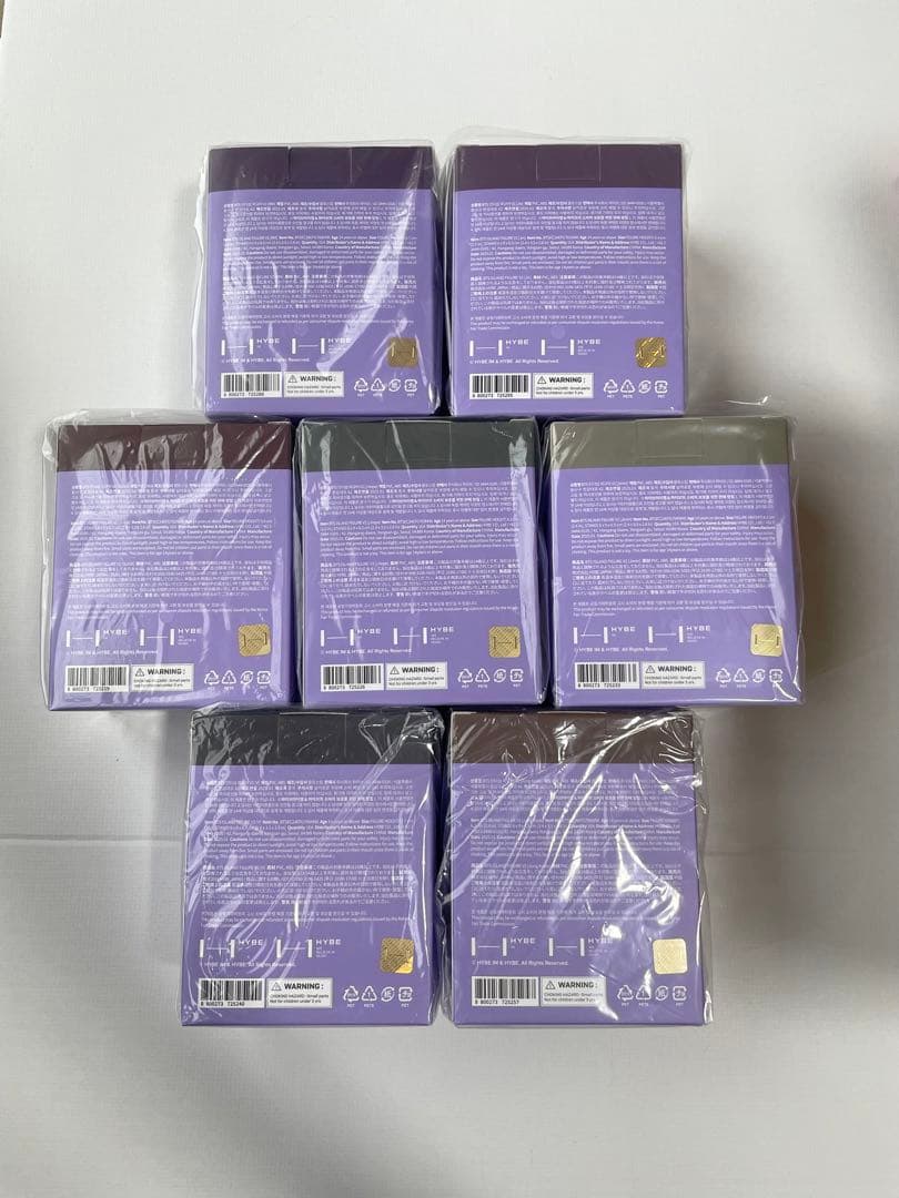 BTS  Figure V2 in the SEOM フィギュア