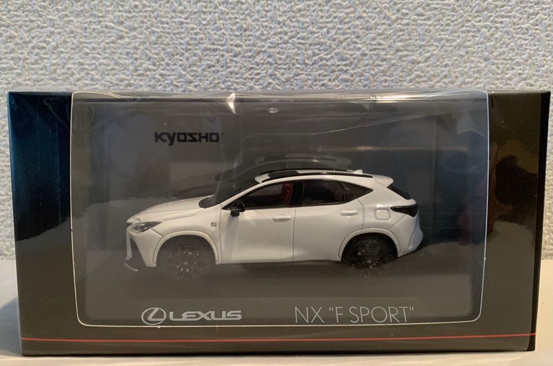 1/43 Lexus NX 350h F SPORT ホワイトノーヴァGF