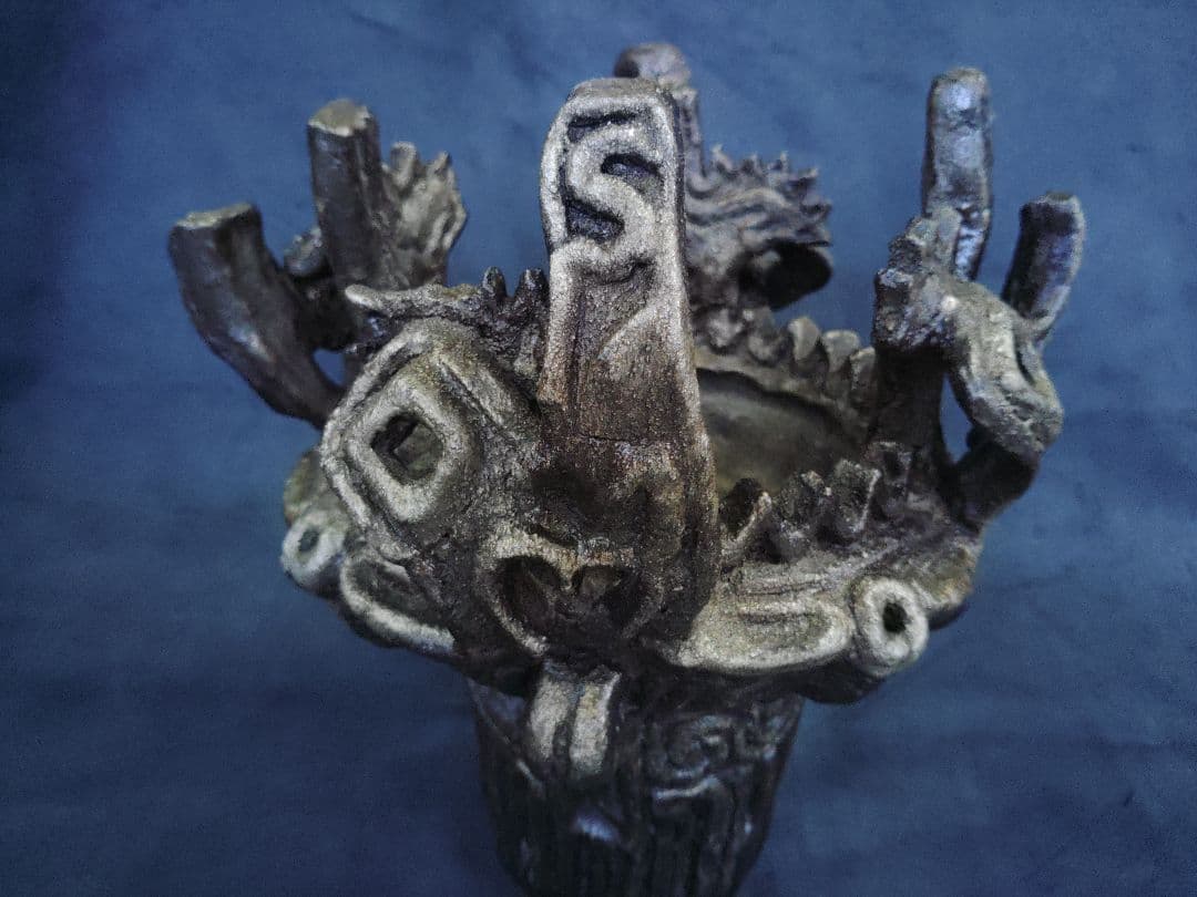 火焔型土器レプリカ　ＪＭＫ09　高さ270ｍｍ　幅240ｍｍ　重さ3.4ｋｇ