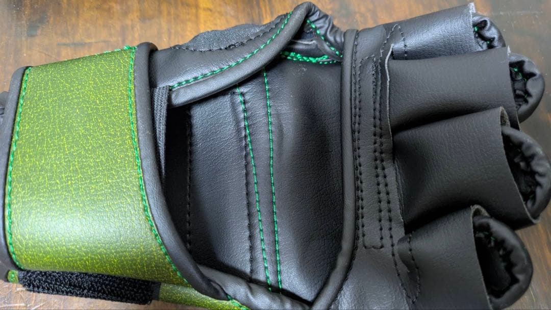 RIZIN ISAMI オープンフィンガーグローブ Mサイズ